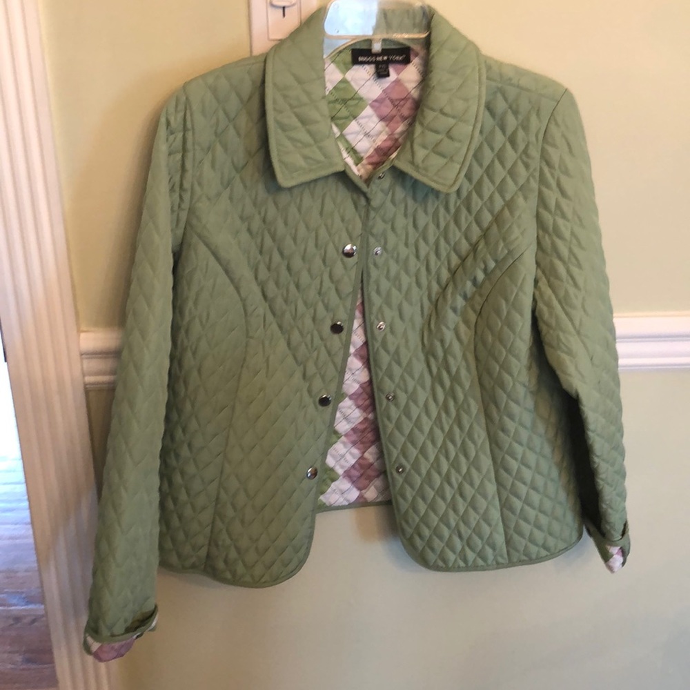Light weight jacket